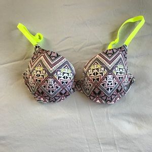 NWOT VS Pink bra